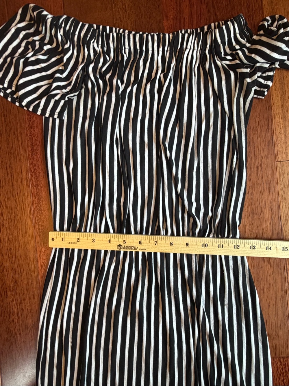 Off-Shoulder Black and White Stripe Maxi Dress - Picture 6 of 9